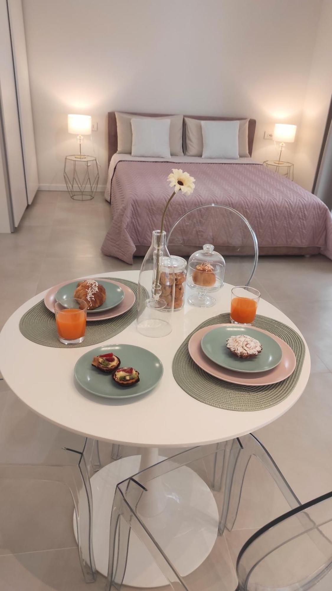 Homeinn Apartment Salerno